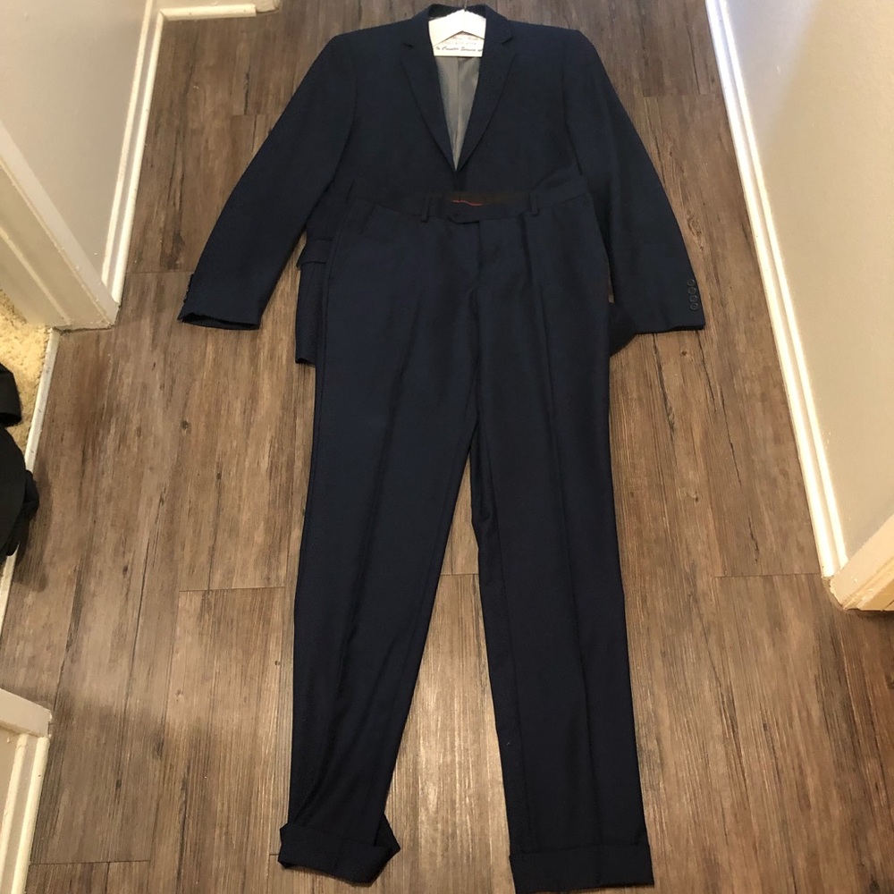 Men’s Navy Suit